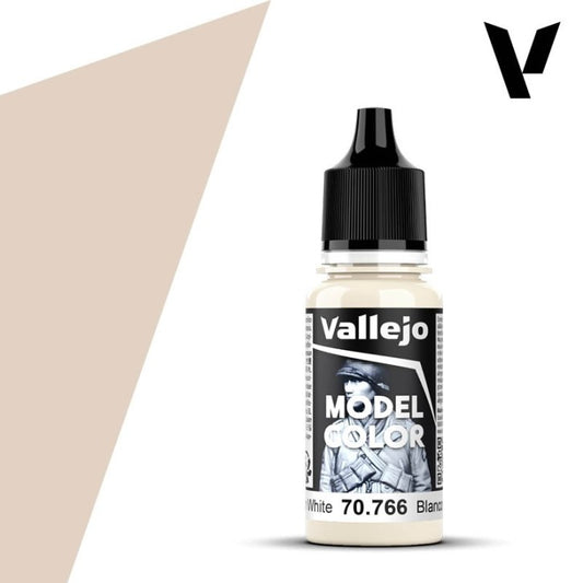 Model Color: Cream White (18 ml)