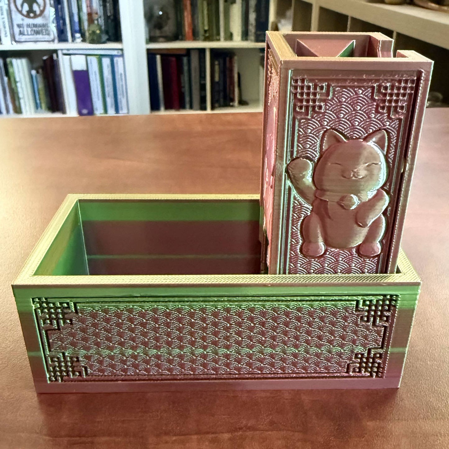 Folding Lucky Kitty Tower & Storage | TTRPG, D&D, TCG, CoC